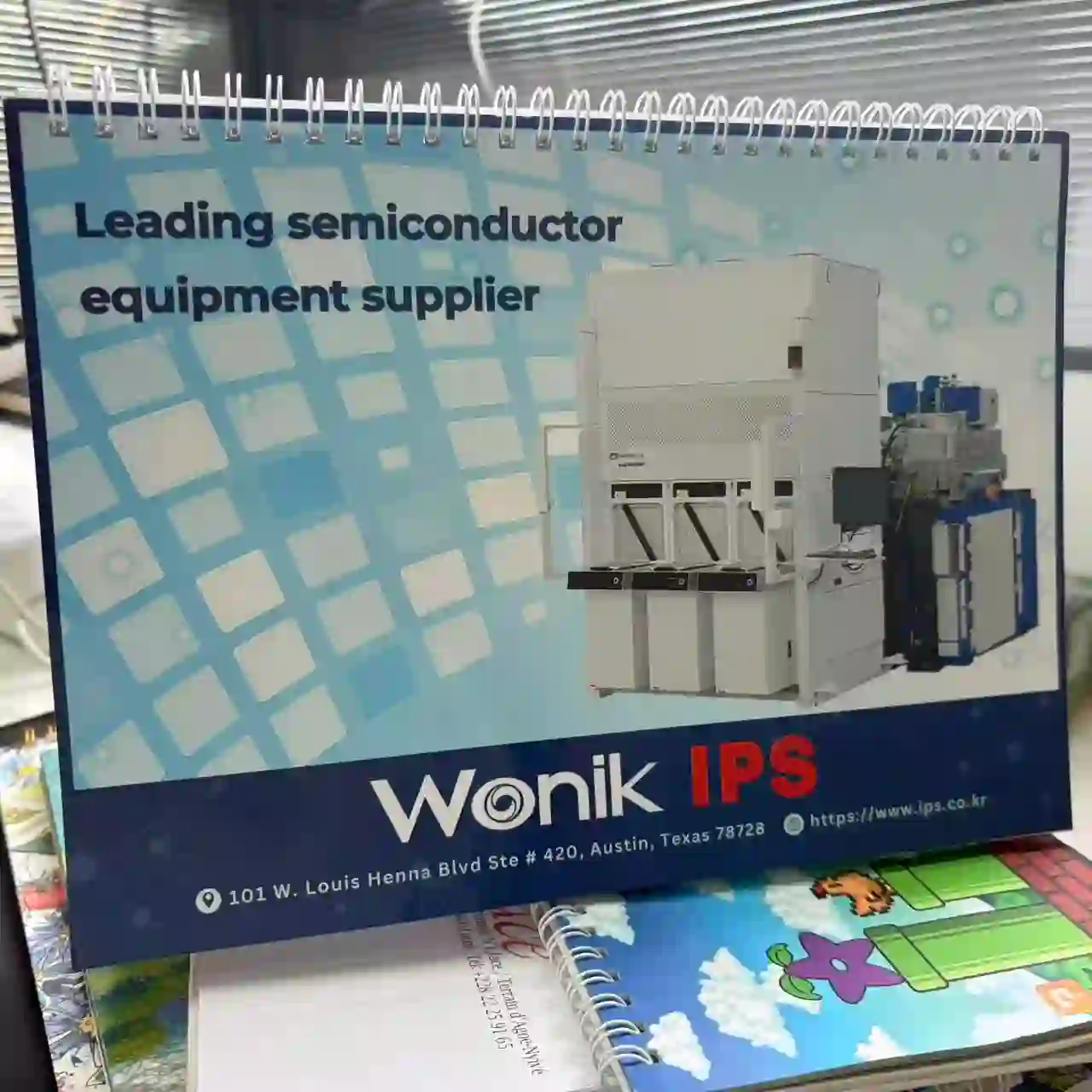 Calendario de escritorio 20.5x16cm_1 Calendario de escritorio 20.5x16cm (7 hojas) personalizado con tu logo